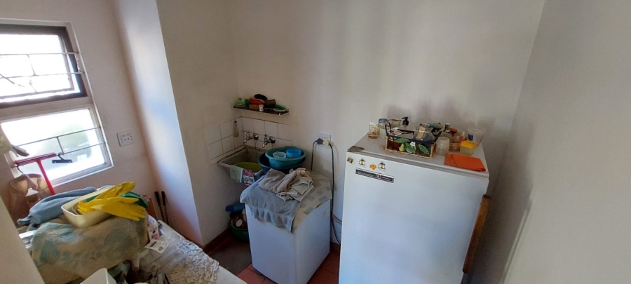 2 Bedroom Property for Sale in Wavecrest Eastern Cape